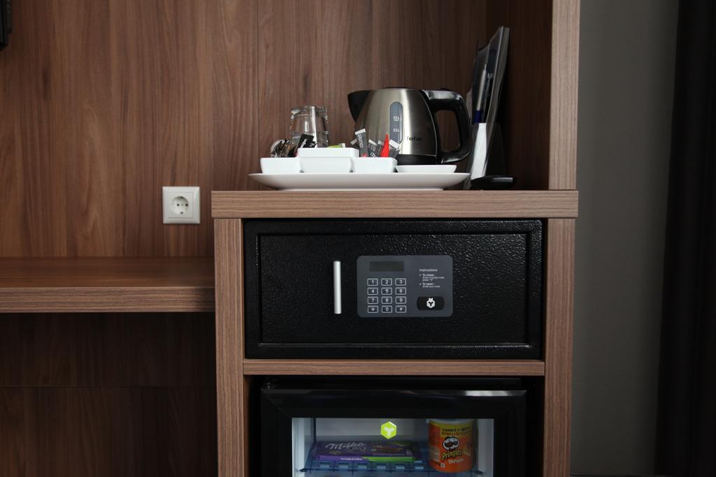 City Hotel โอส ภายนอก รูปภาพ