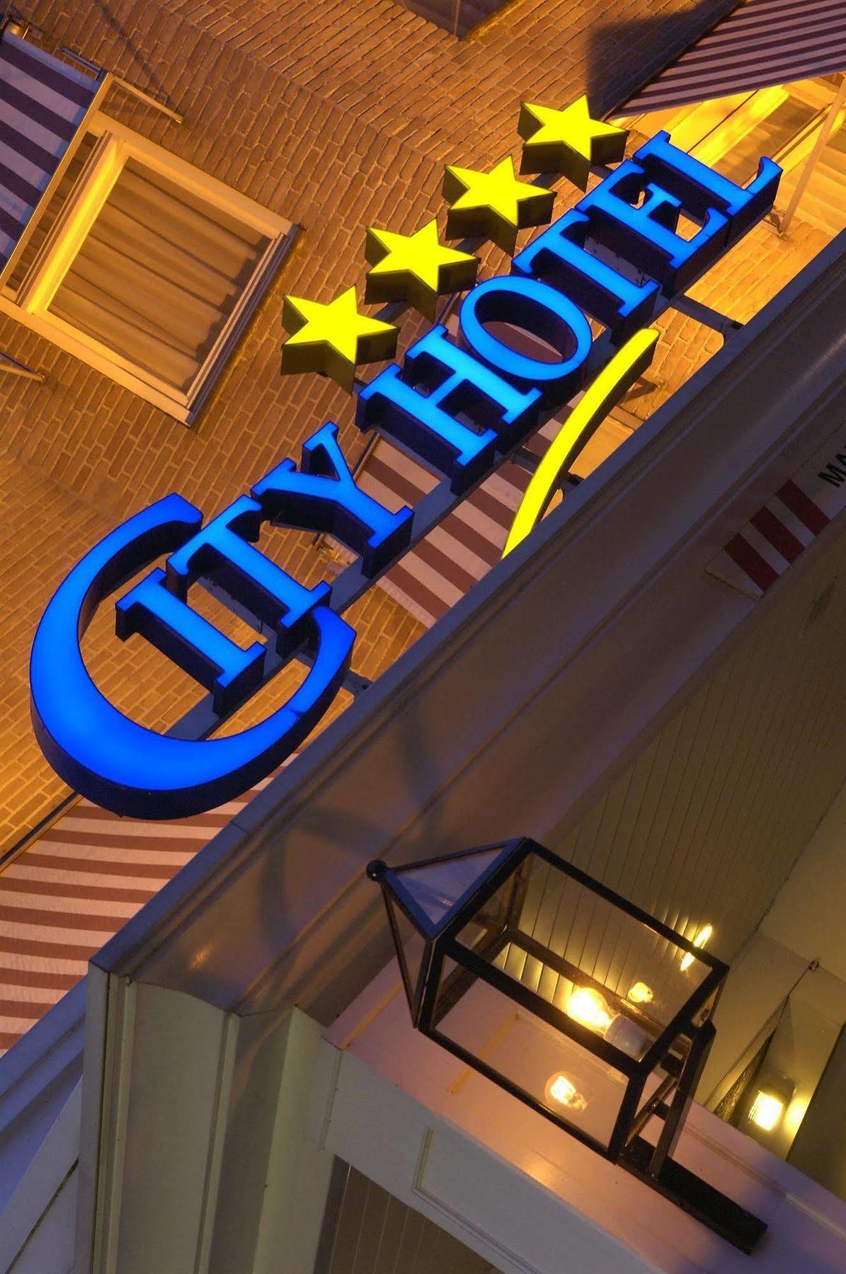 City Hotel โอส ภายนอก รูปภาพ