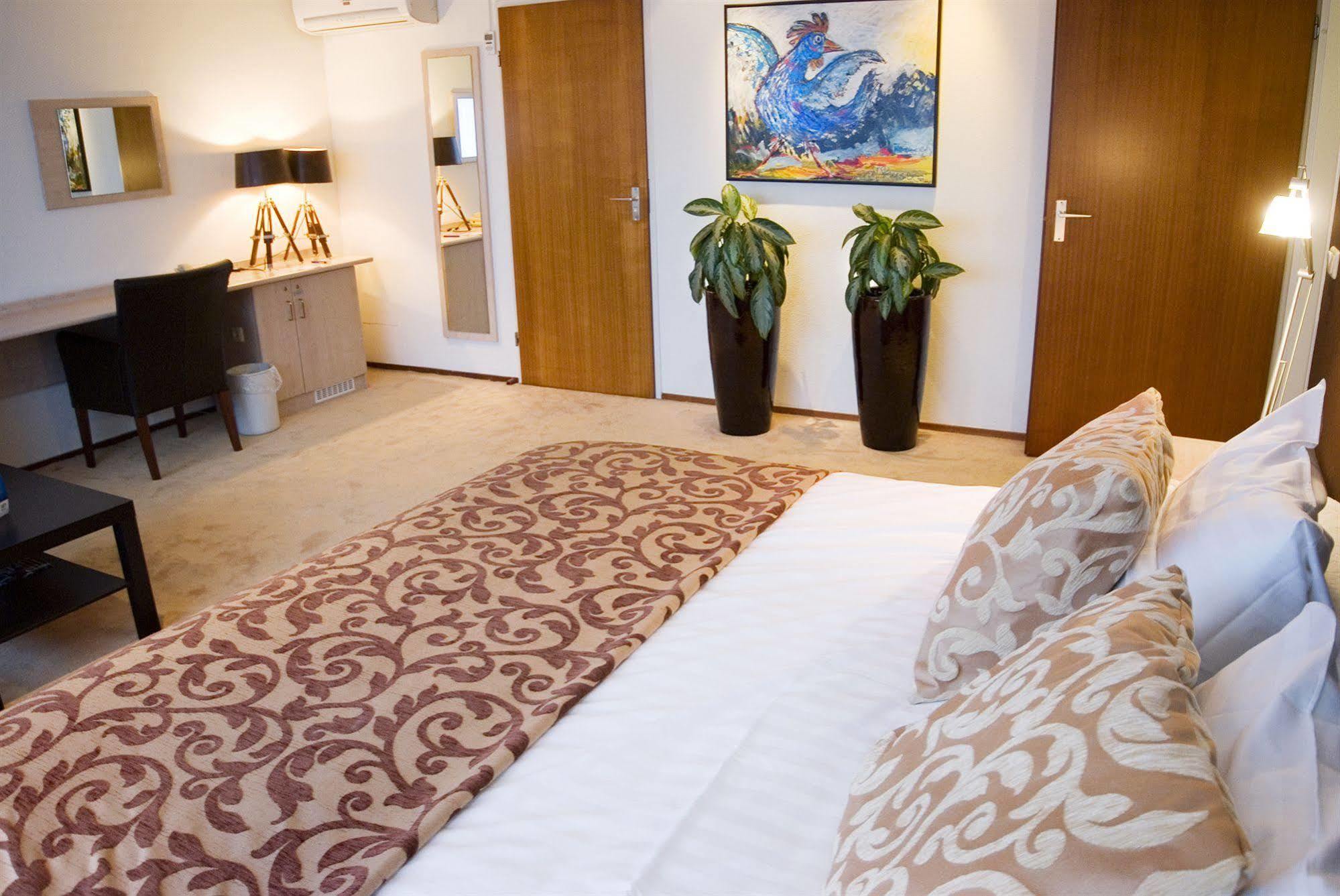 City Hotel โอส ภายนอก รูปภาพ